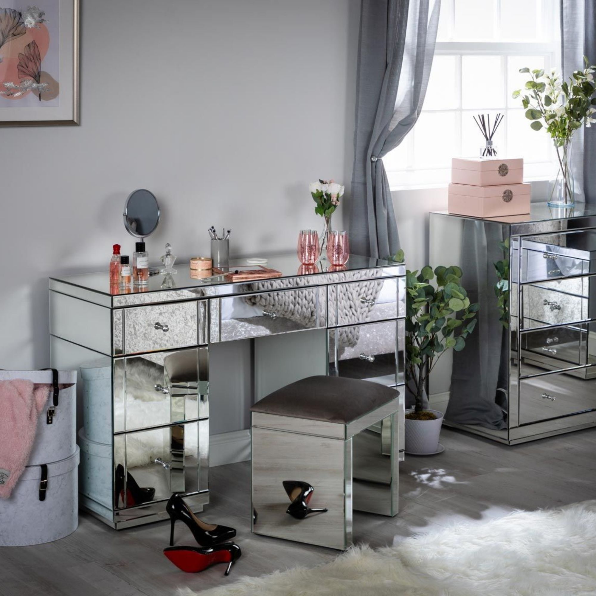 ELAN Mirrored Vanity Station Set