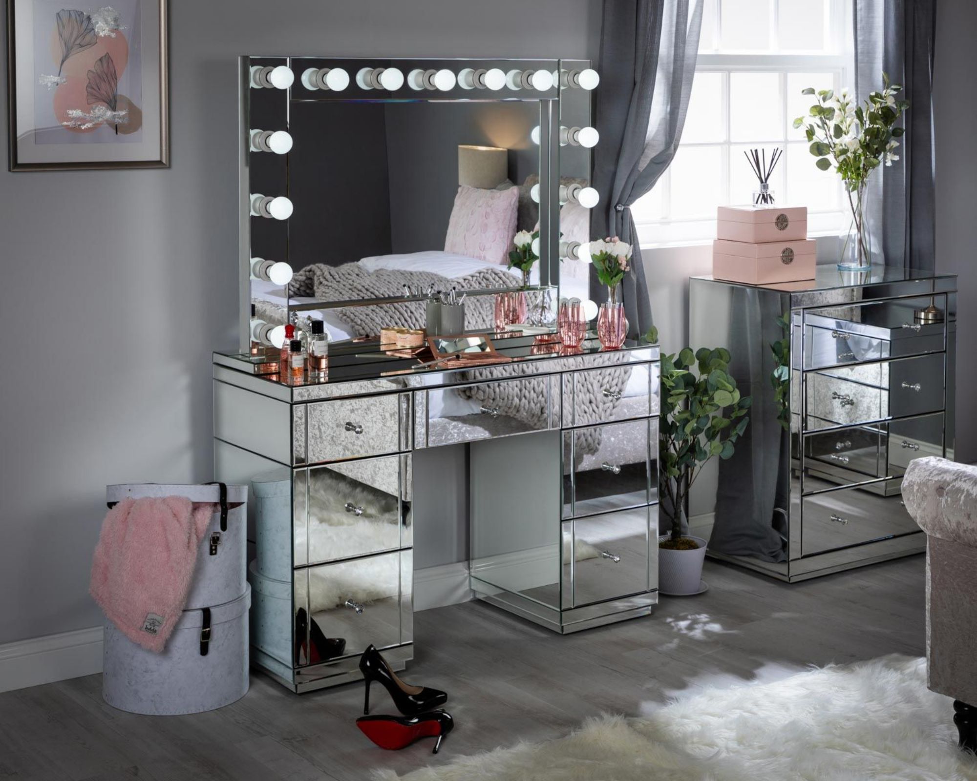 ELAN Mirrored Vanity Station Set