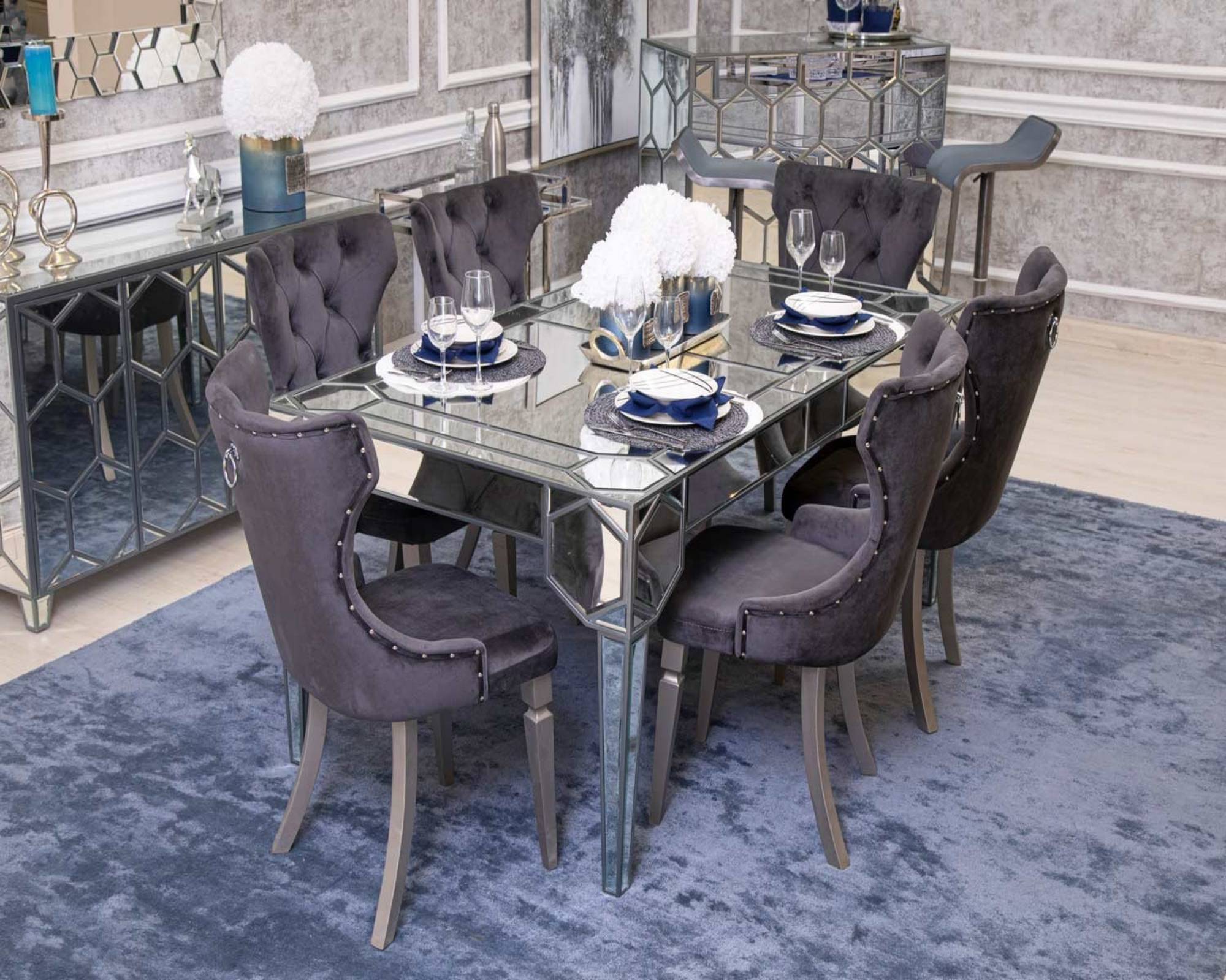 HELA Mirrored Dining Table