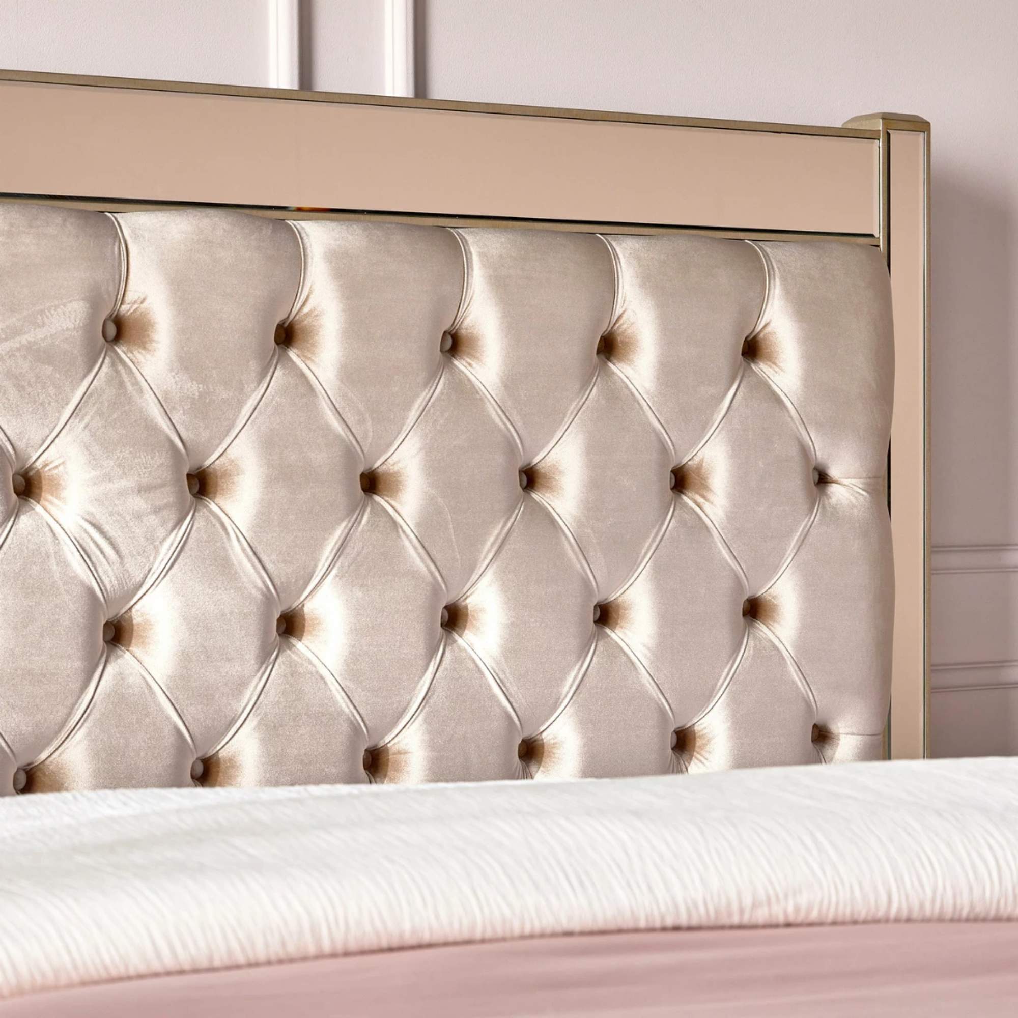 NIZAM Mirrored Moroccan Gold Collection - Bed