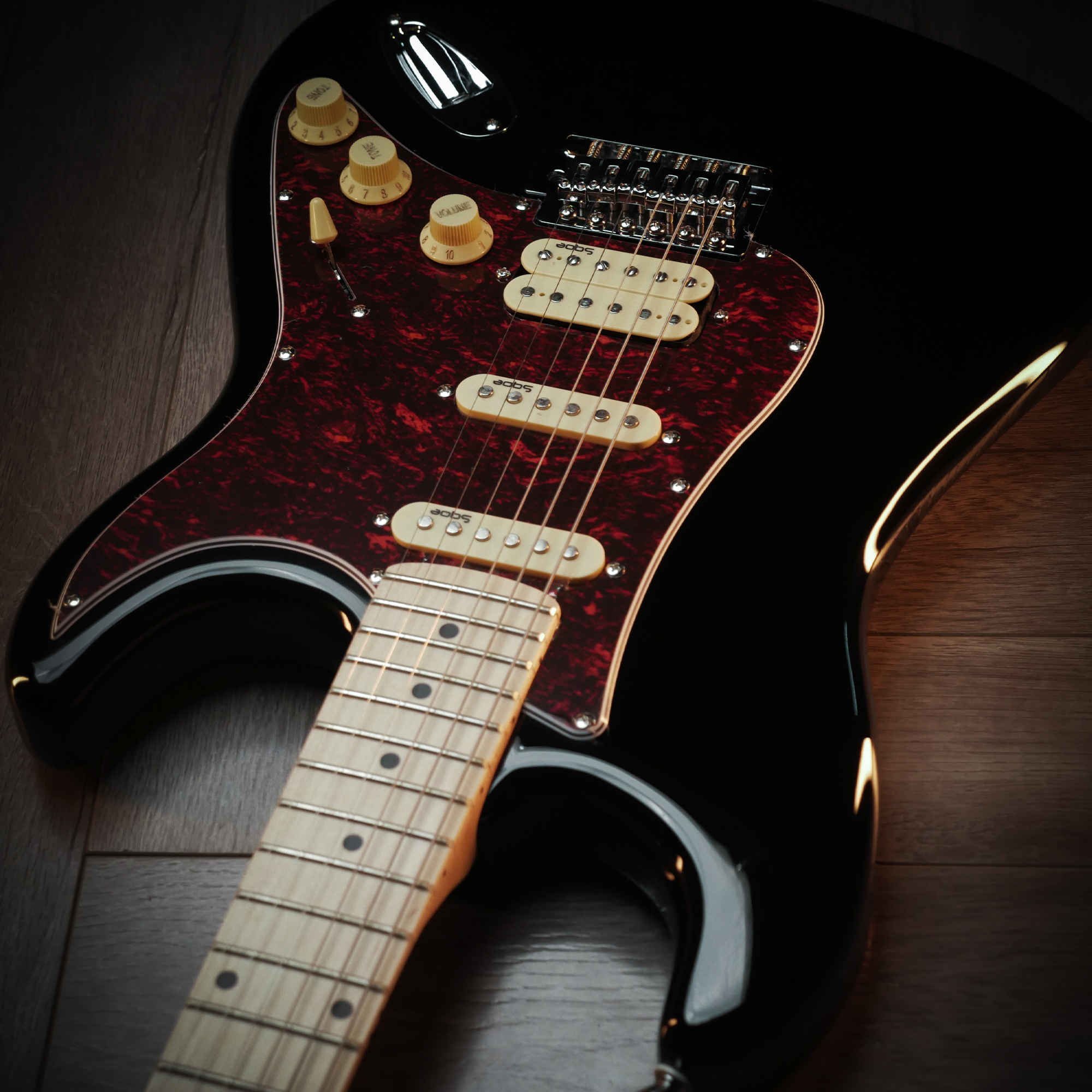 SQOE SEST250 Electric Guitar