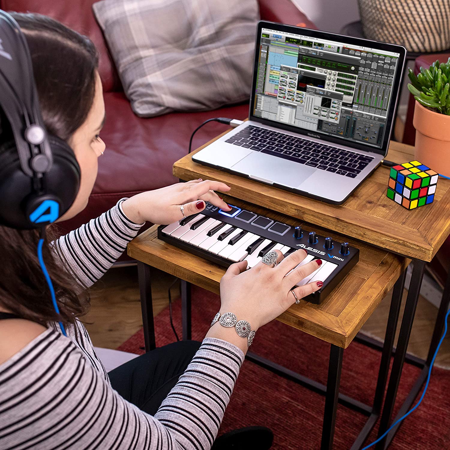 Alesis V Mini Portable 25-Key USB-MIDI Controller