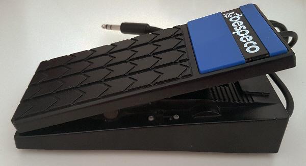 Bespeco VM14 Guitar Volume Stereo Pedal