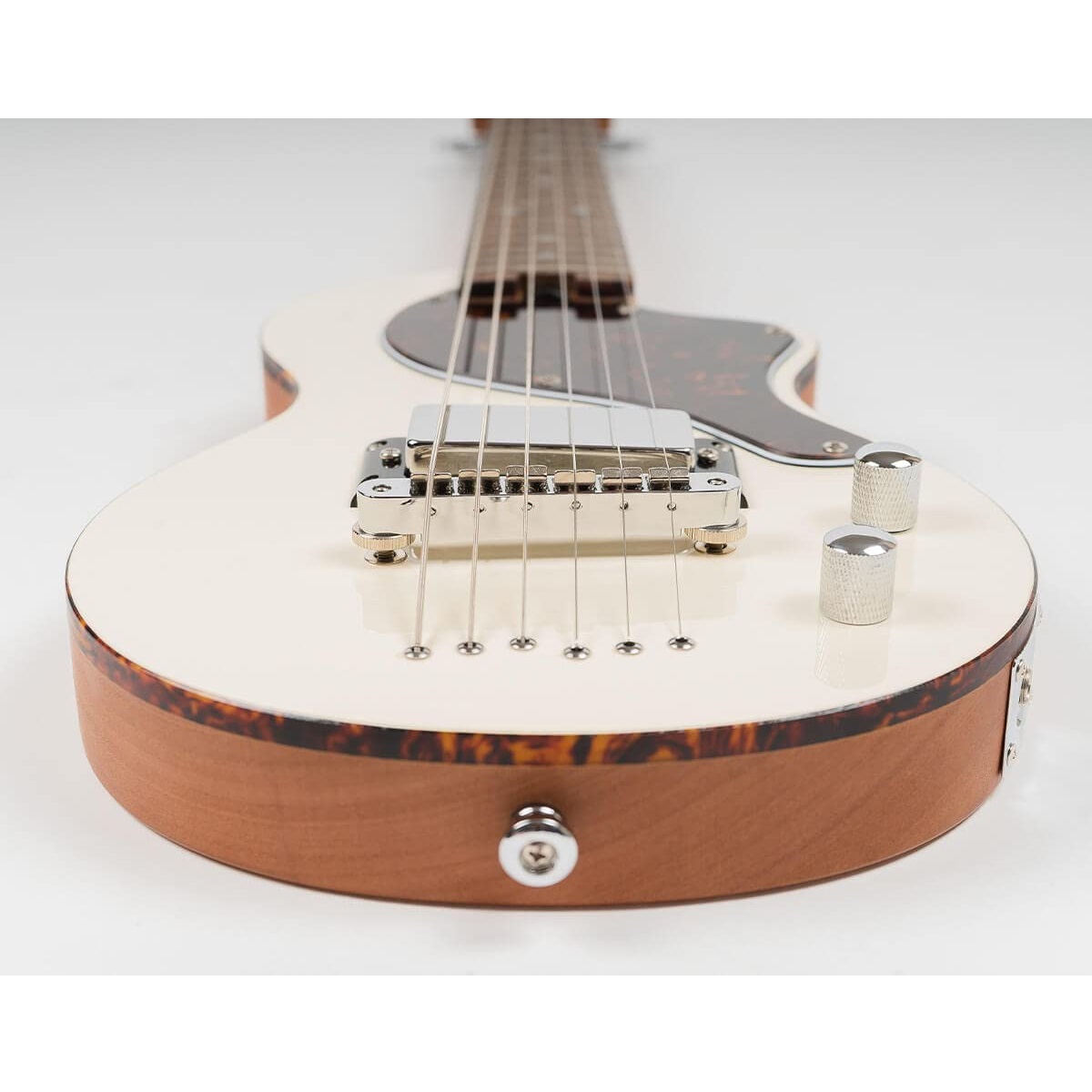 Blackstar Carry-On Deluxe Electric Guitar in White