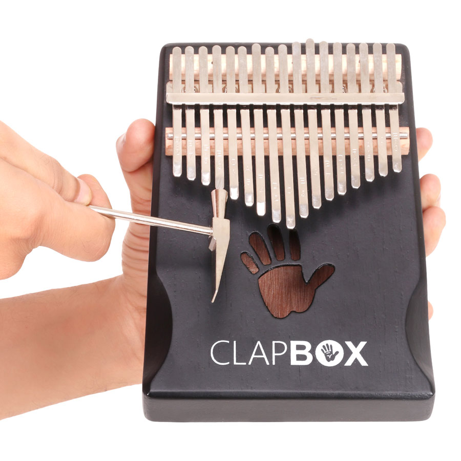 Clapbox 17 Keys Kalimba Black with Tune Hammer