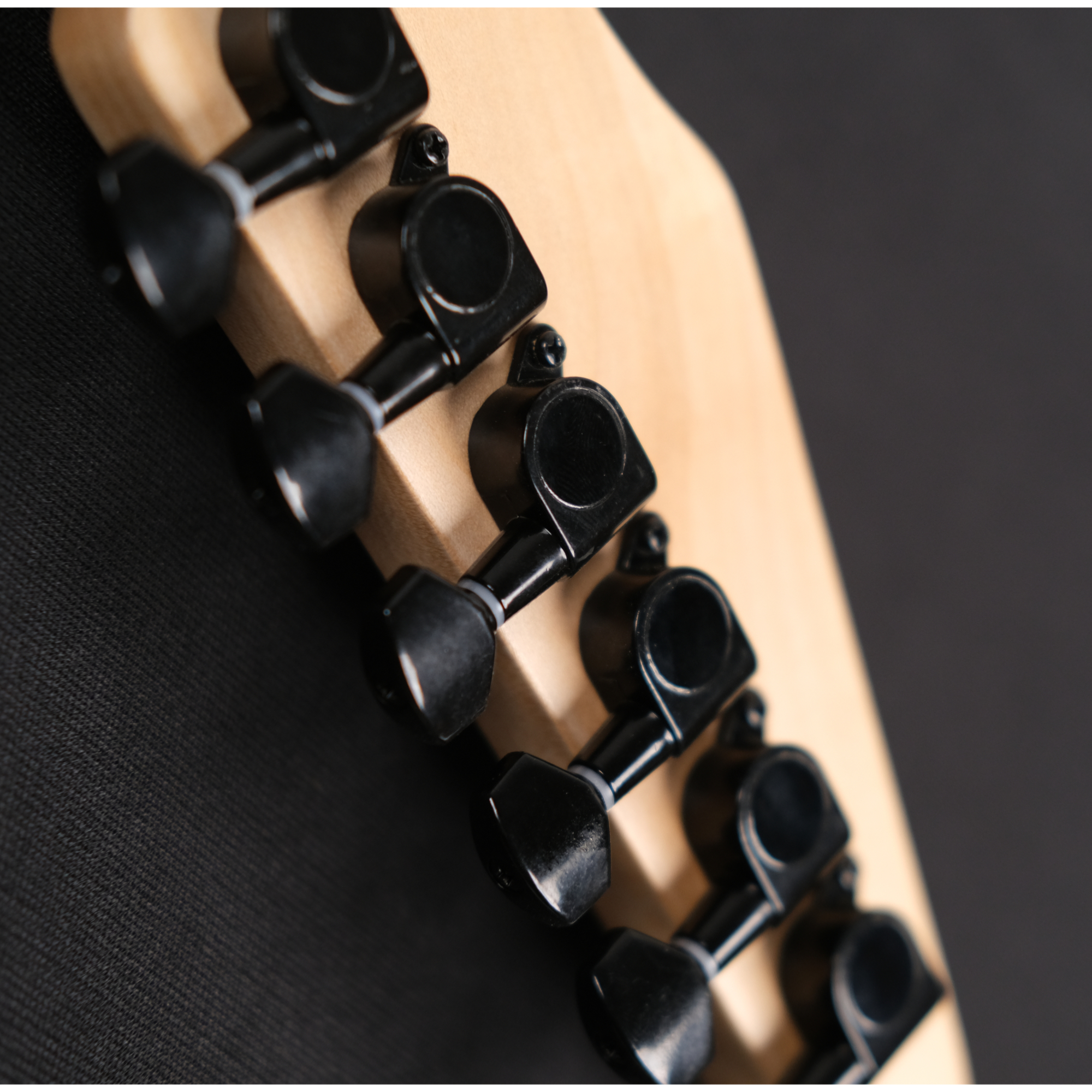 Magna ST20M Stratway Satin Black - Maple