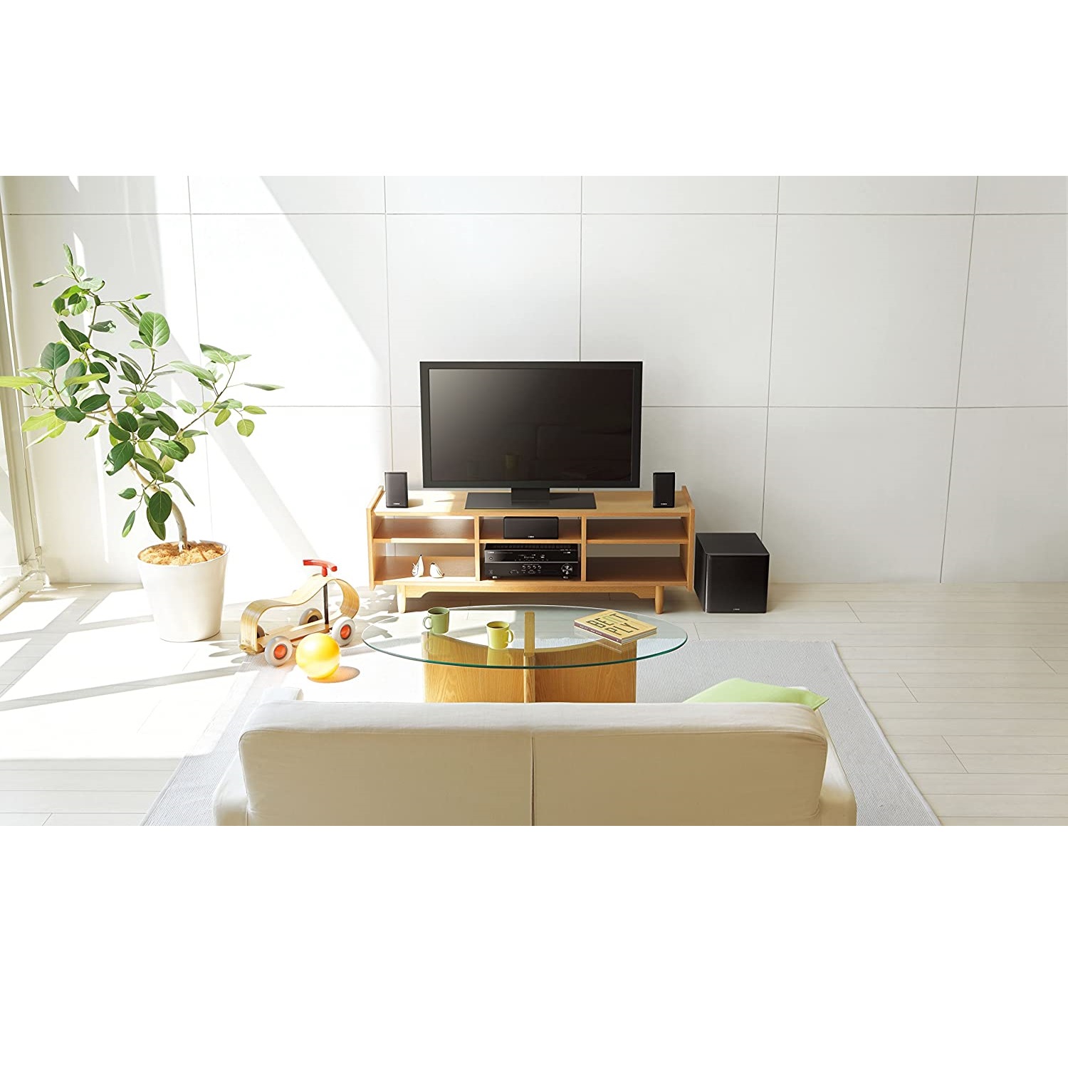 Yamaha YHT-1840 4K Ultra HD 51-Channel Home Theater System