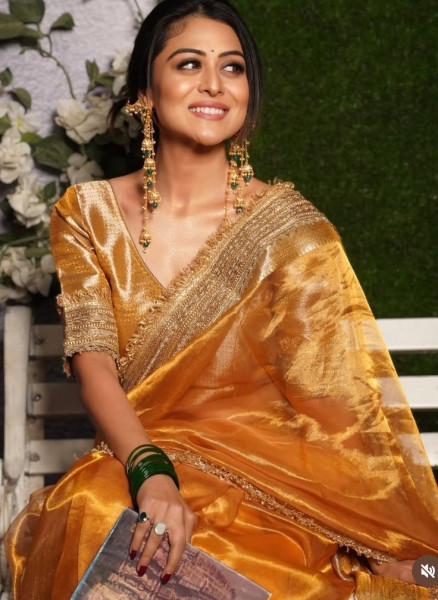 Banarasi tissue silk saree with designer lace