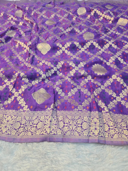 Premium Georgette Bandhani Silk Saree