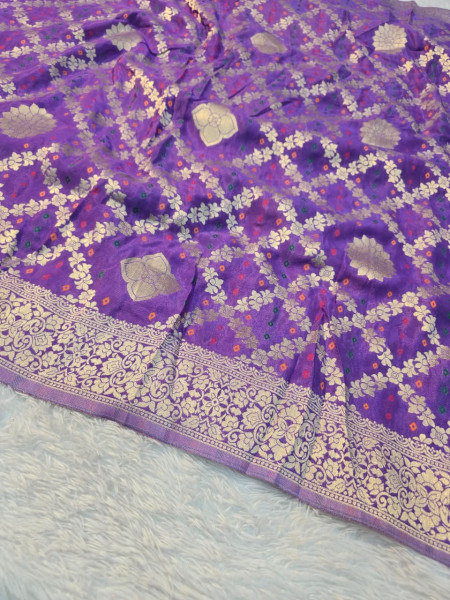 Premium Georgette Bandhani Silk Saree