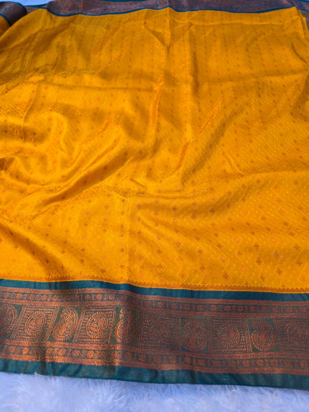 Premium Soft Tanchui Dual Tone Silk Saree