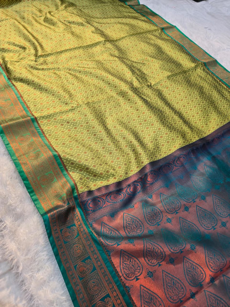 Image of Premium Soft Tanchui Dual Tone Silk Saree