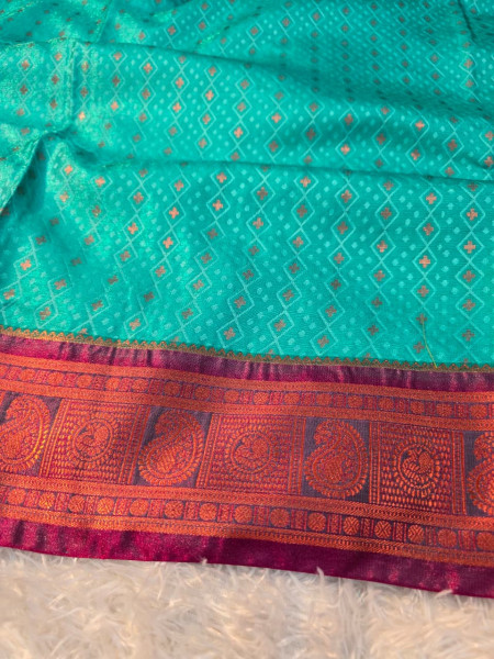 Premium Soft Tanchui Dual Tone Silk Saree