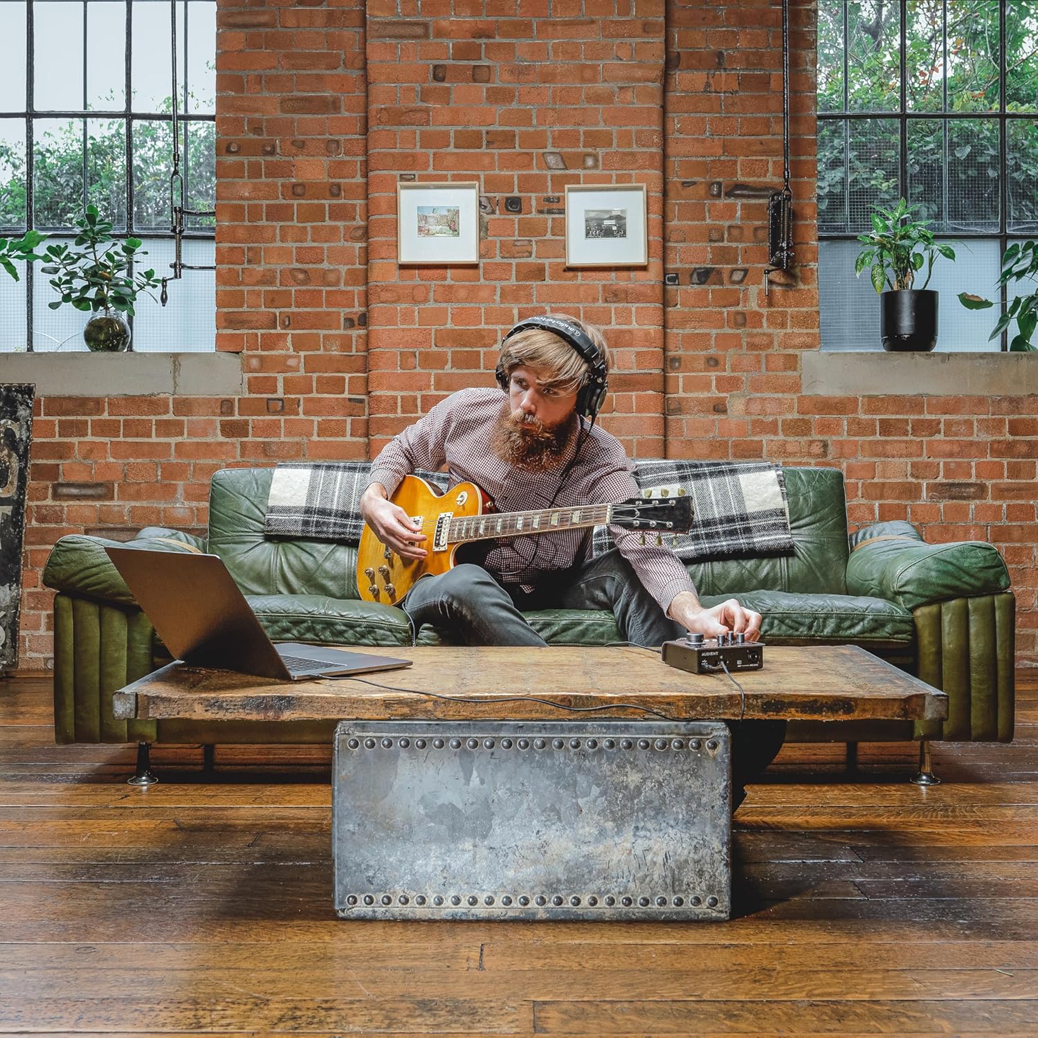 Audient iD4 (MKII) 2in/2out High-Performance USB 3.0 Audio Interface