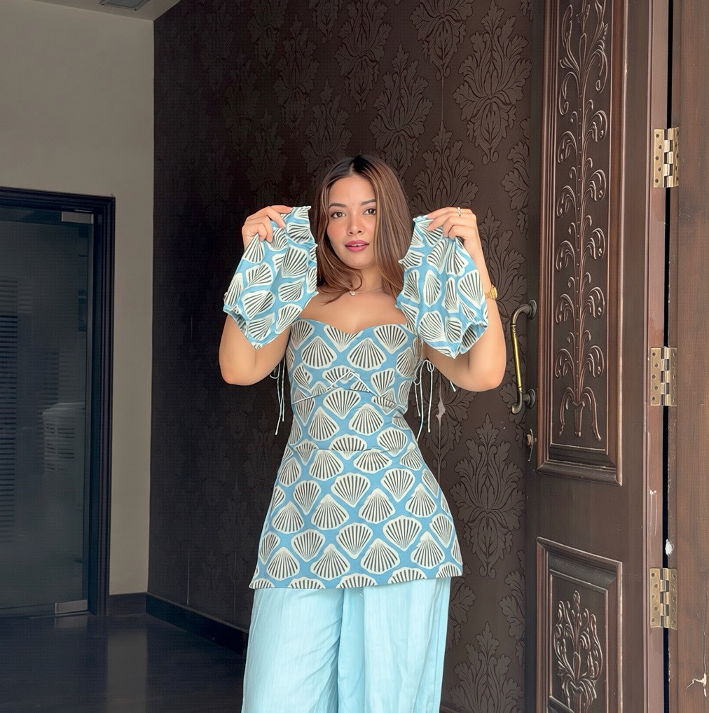 Jasmin Detachable sleeve