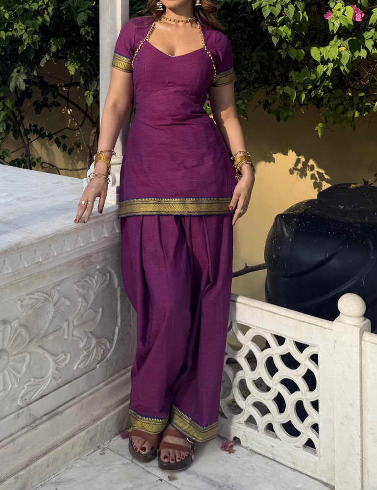 Image of Kaveri Farshi Salwar