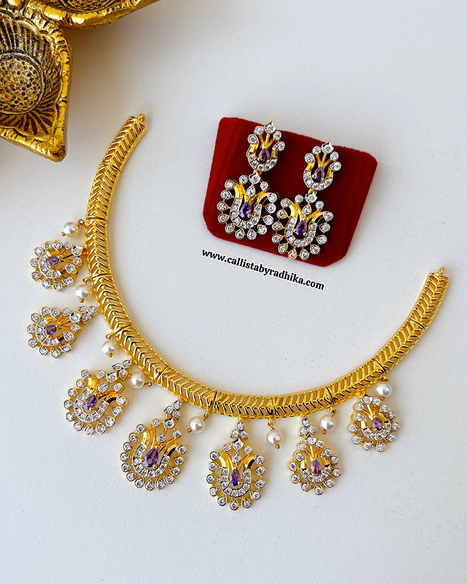 Purple Stone Hasli Necklace