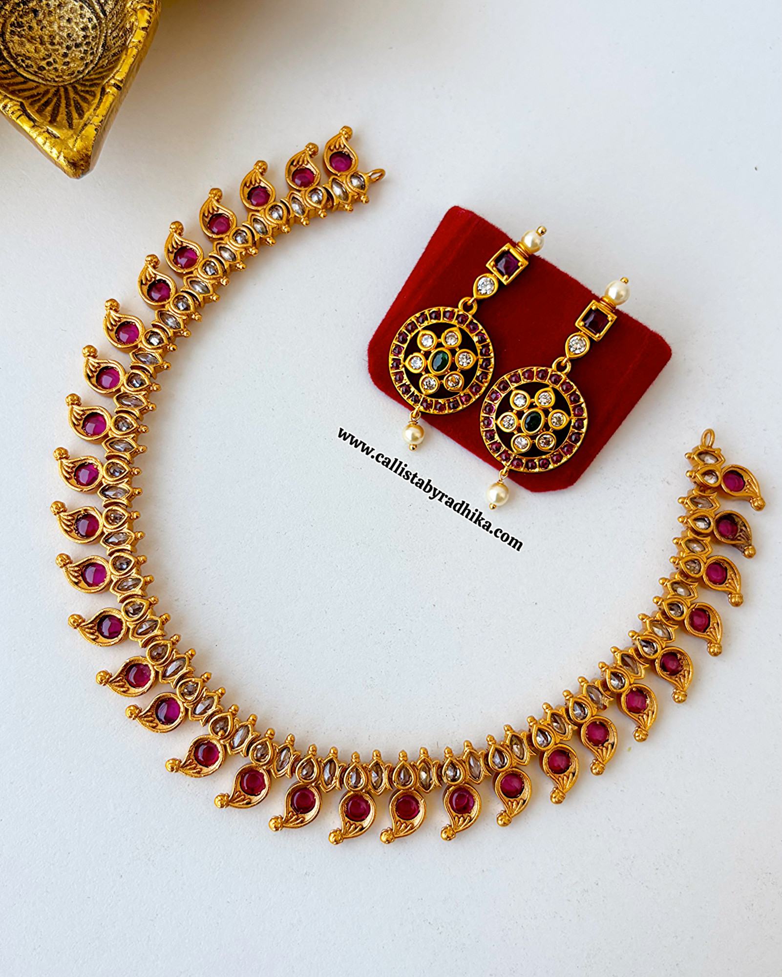 Temple Kemp Stone Necklace