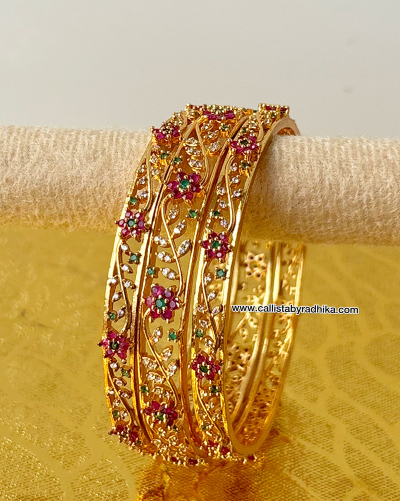 Image of 3-Flower Stone Bangle