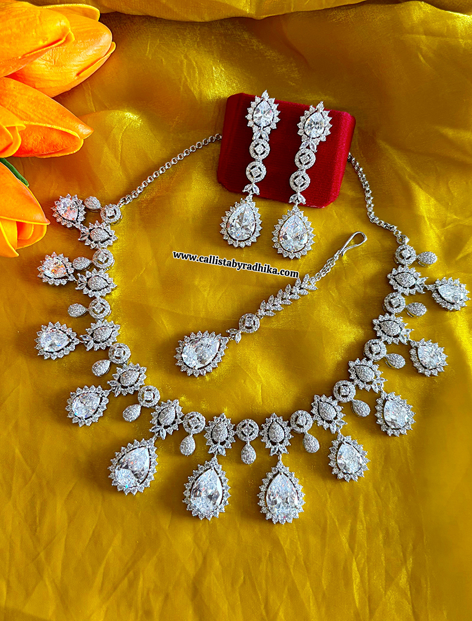 White AD Necklace with Tikka