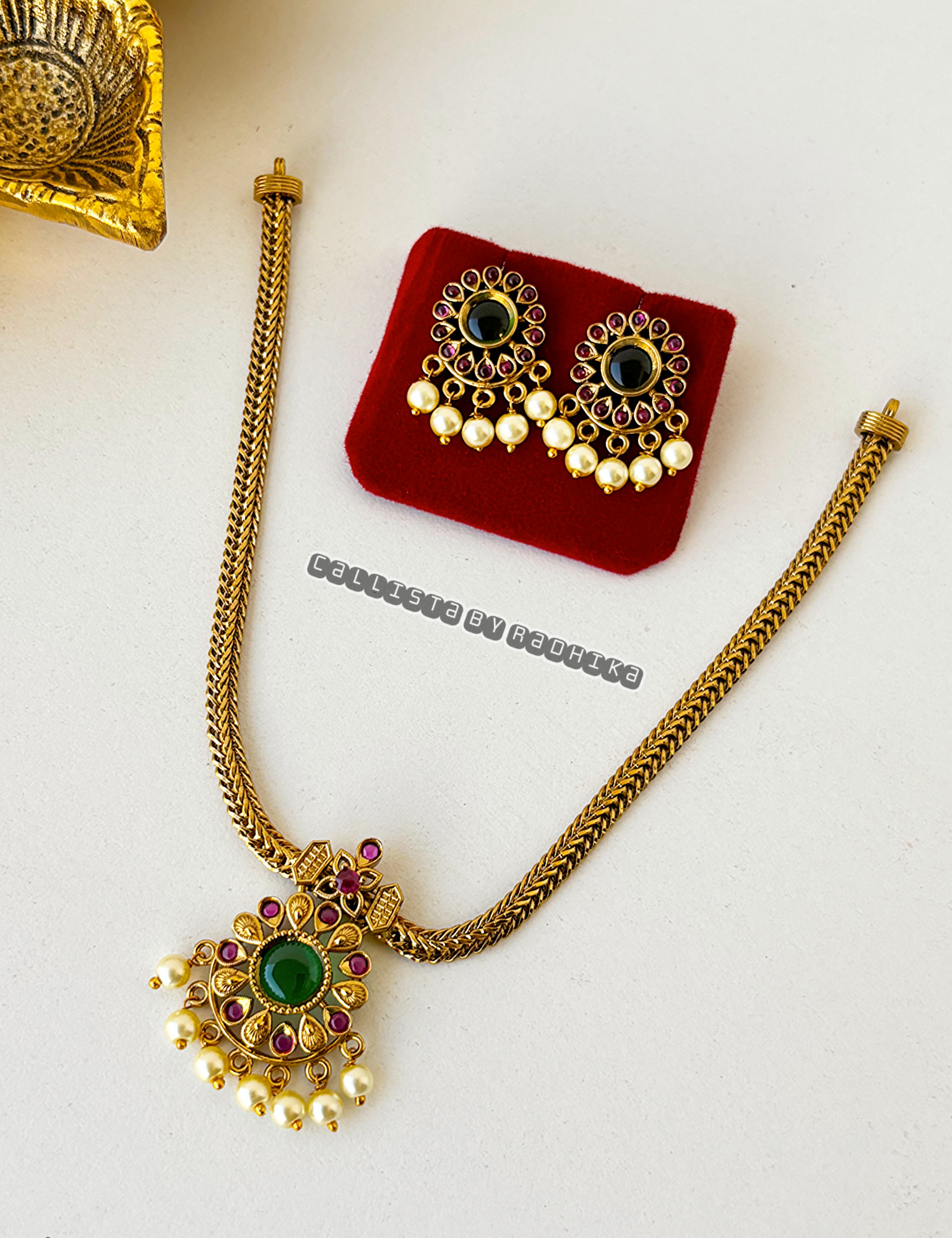 Gold Polish/Temple Long Neckpiece(GP-053)