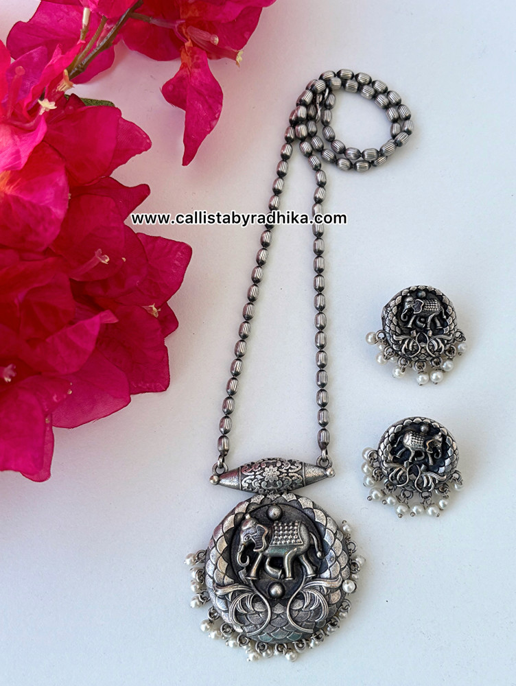 Image of Silver Replica Chain Pendant