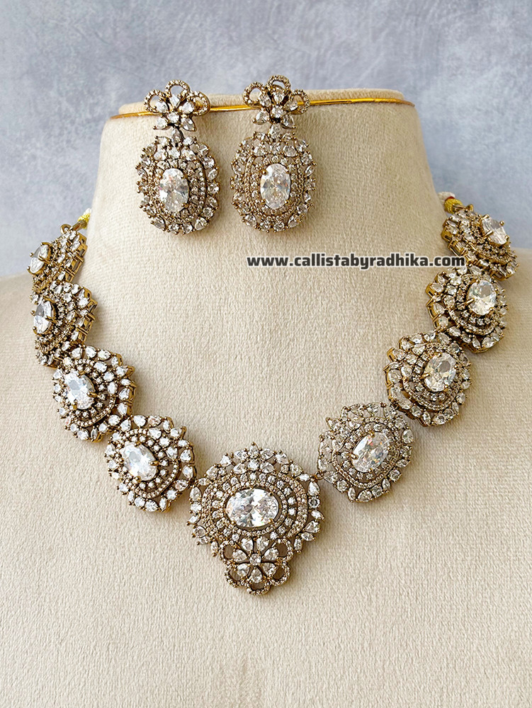 Image of White Stone Moissainte Choker