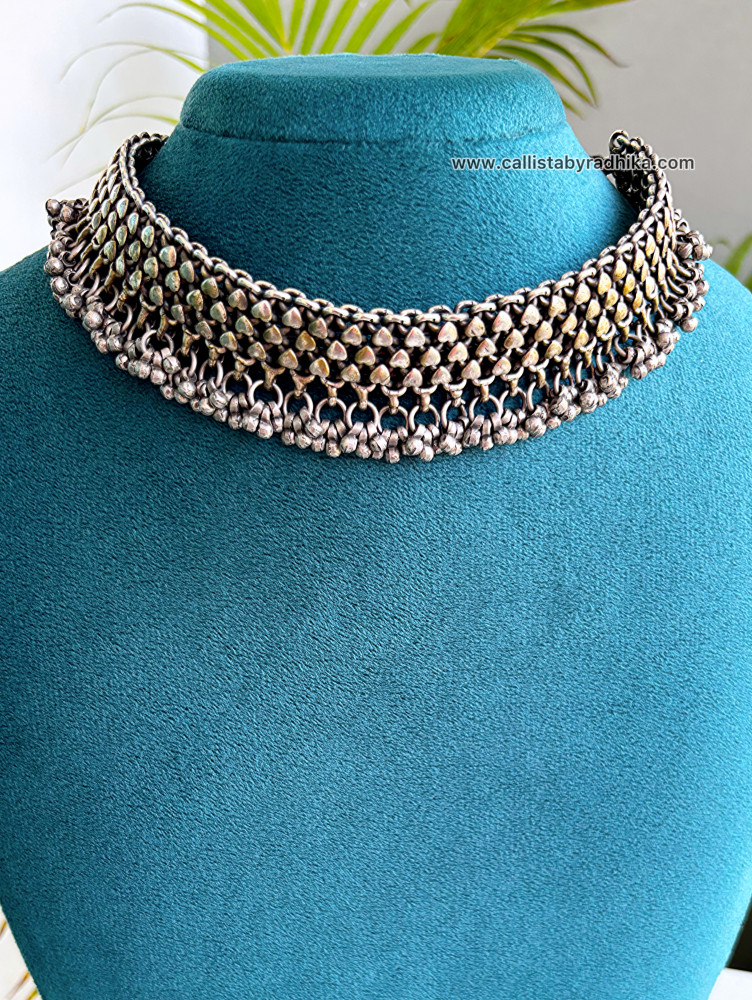 Image of Solid Silver Neckpiece