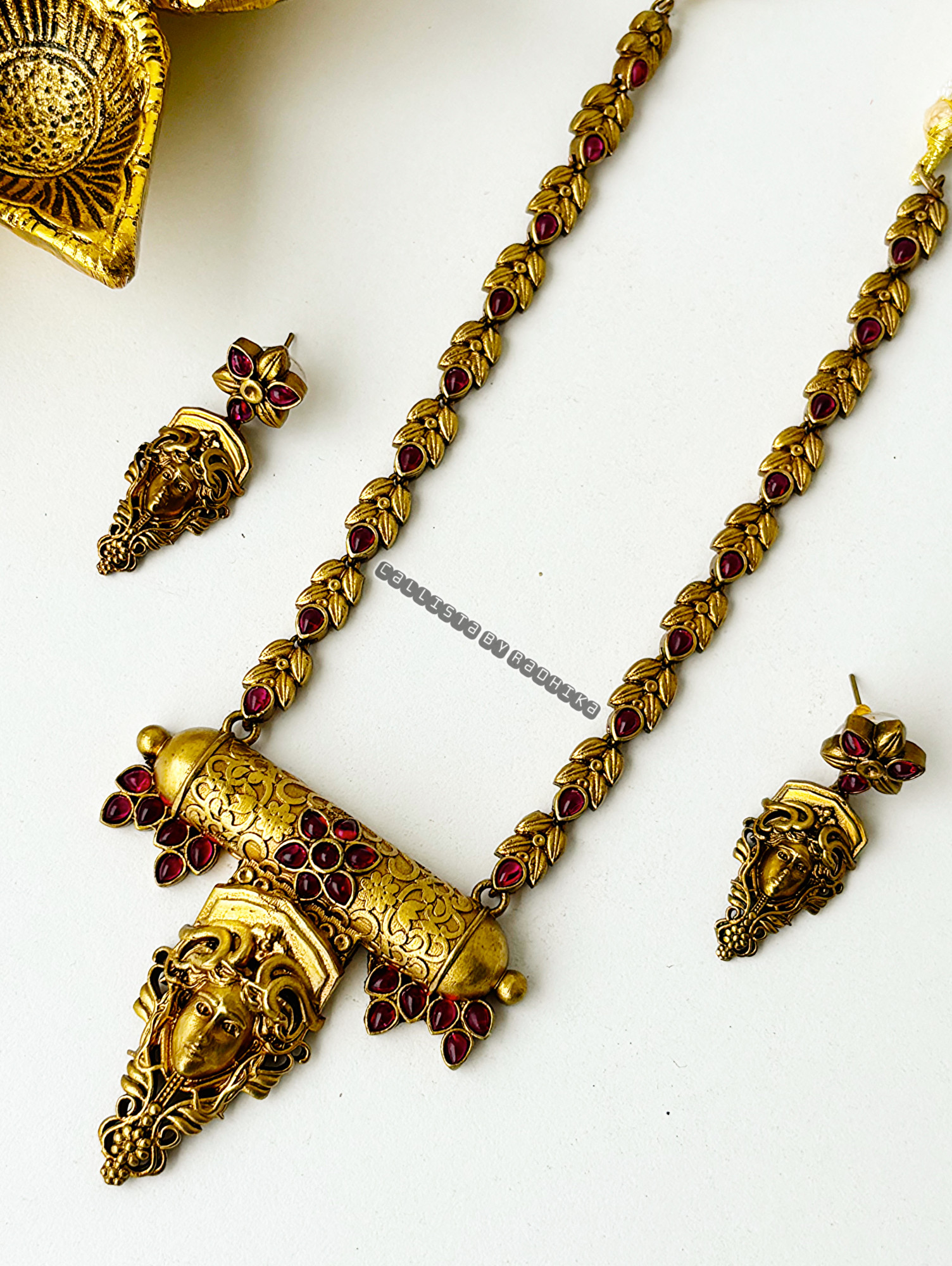 Dual-Tone Neckpiece (DTN-033)