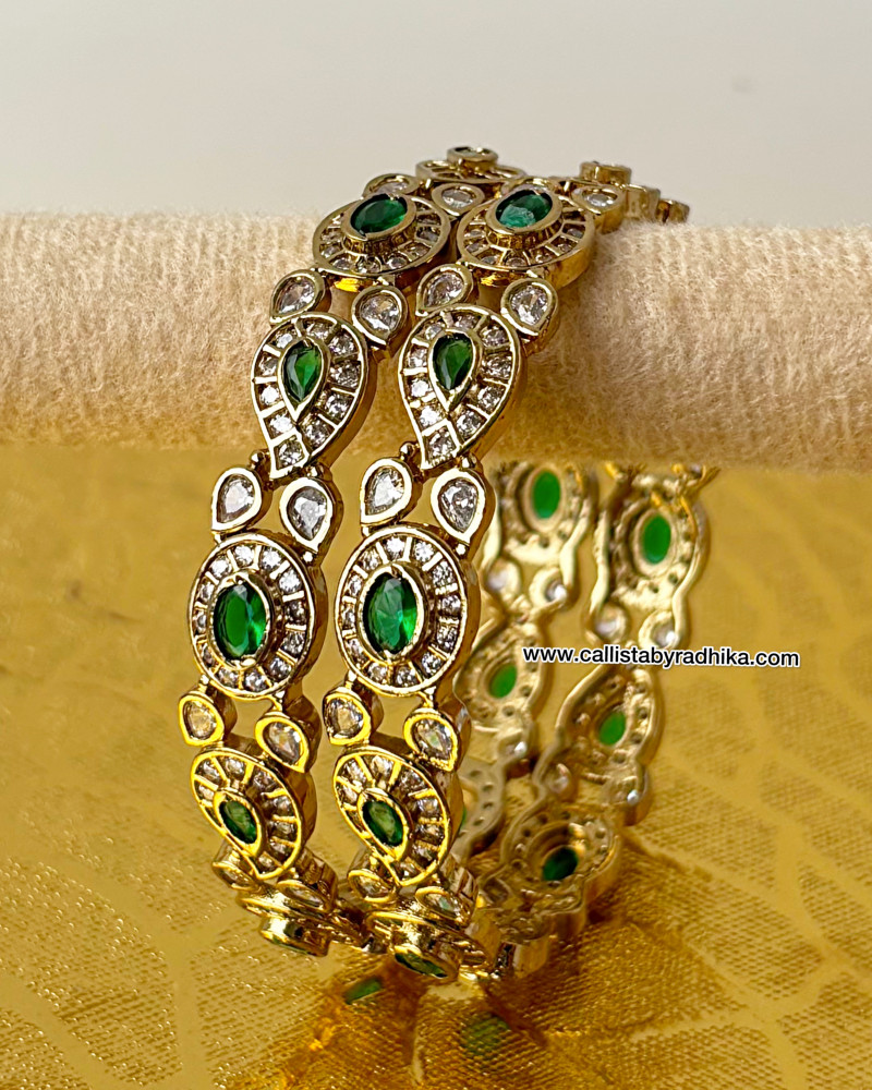 Image of Green Stone Bangle