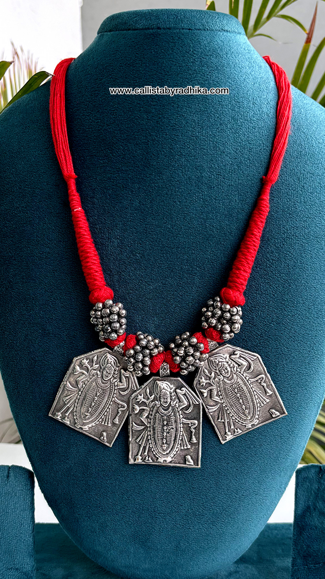 Solid Silver Neckpiece
