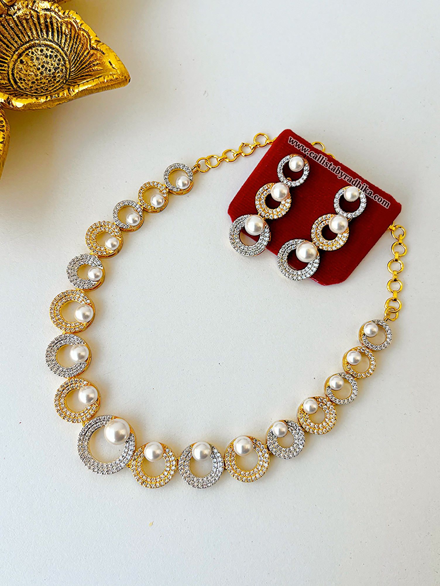 Dual-Tone AD Stone Necklace