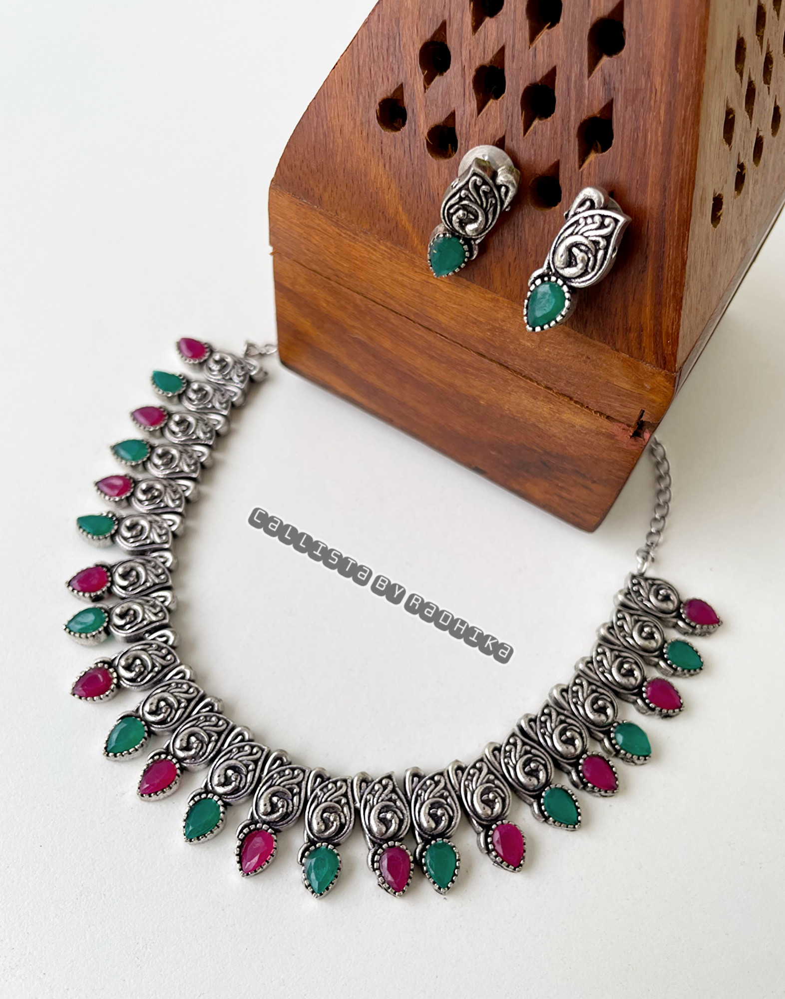 Silver Replica Neckpieces (SRN-065)