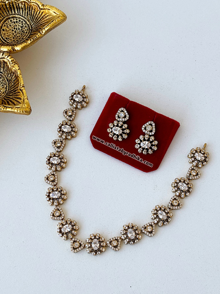 Image of Stone Neckpiece