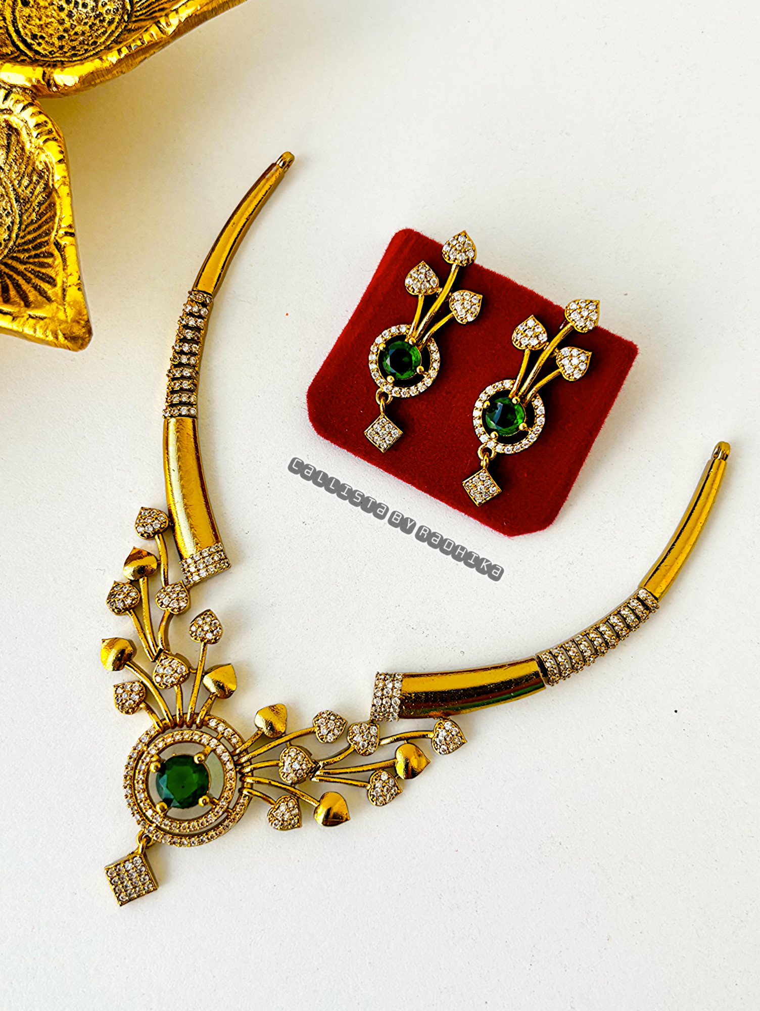 Gold Polish/Temple Long Neckpiece(GP-043)