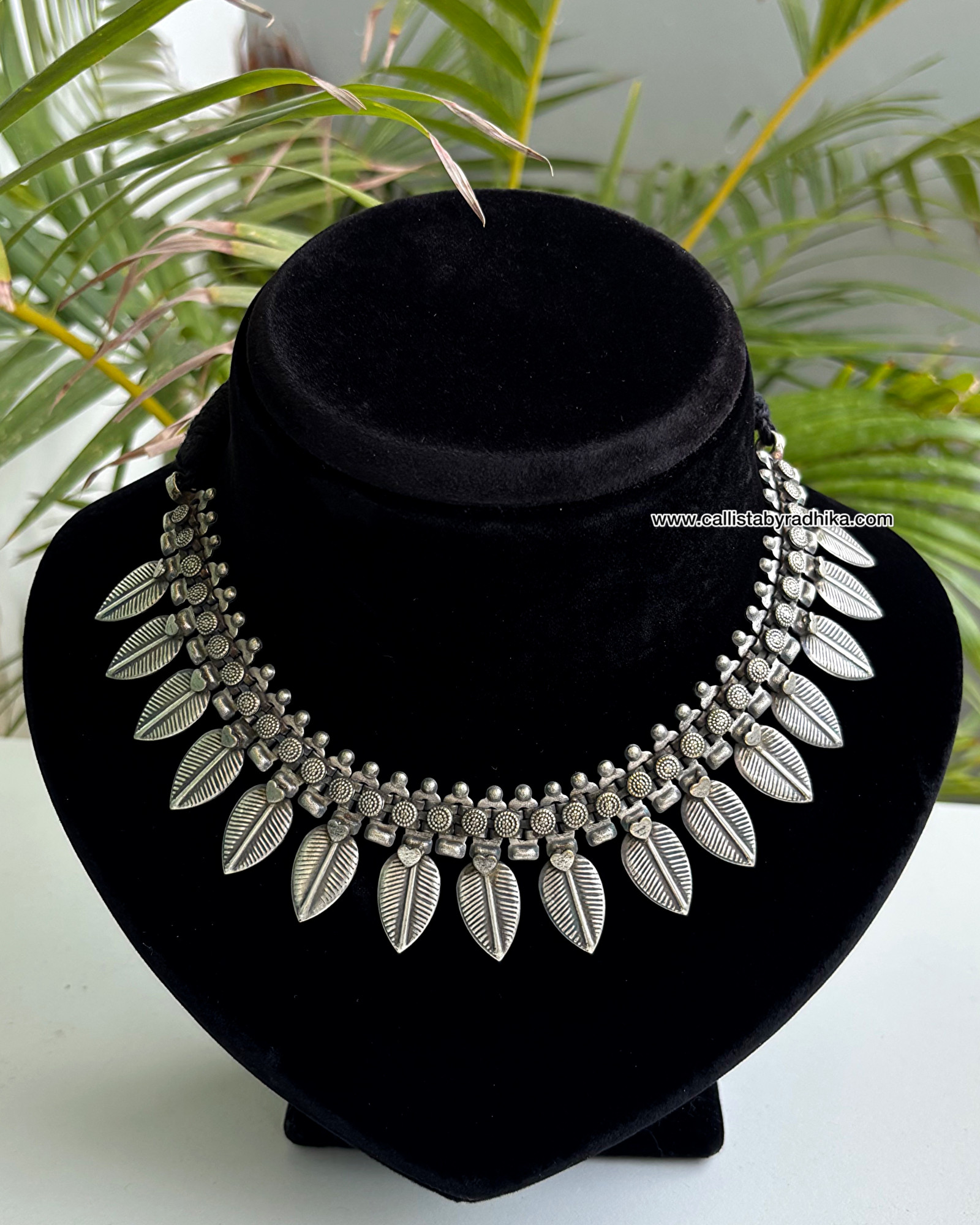 Solid Silver Neckpiece