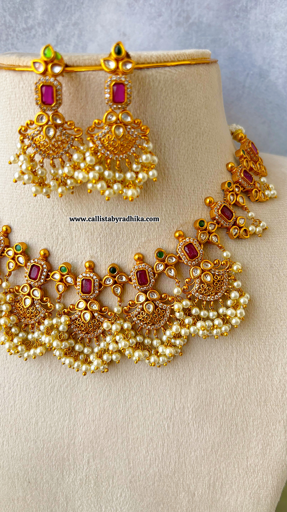 Guttupusalu Necklace