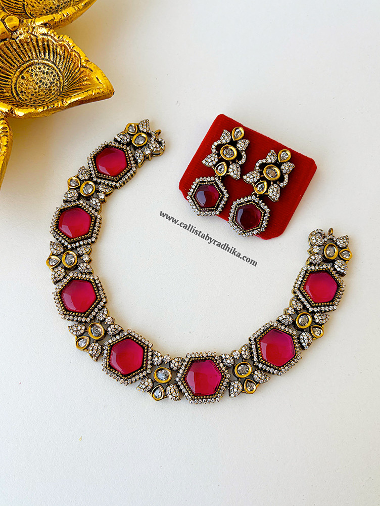 Image of Victorian Stone Necklace - Ruby