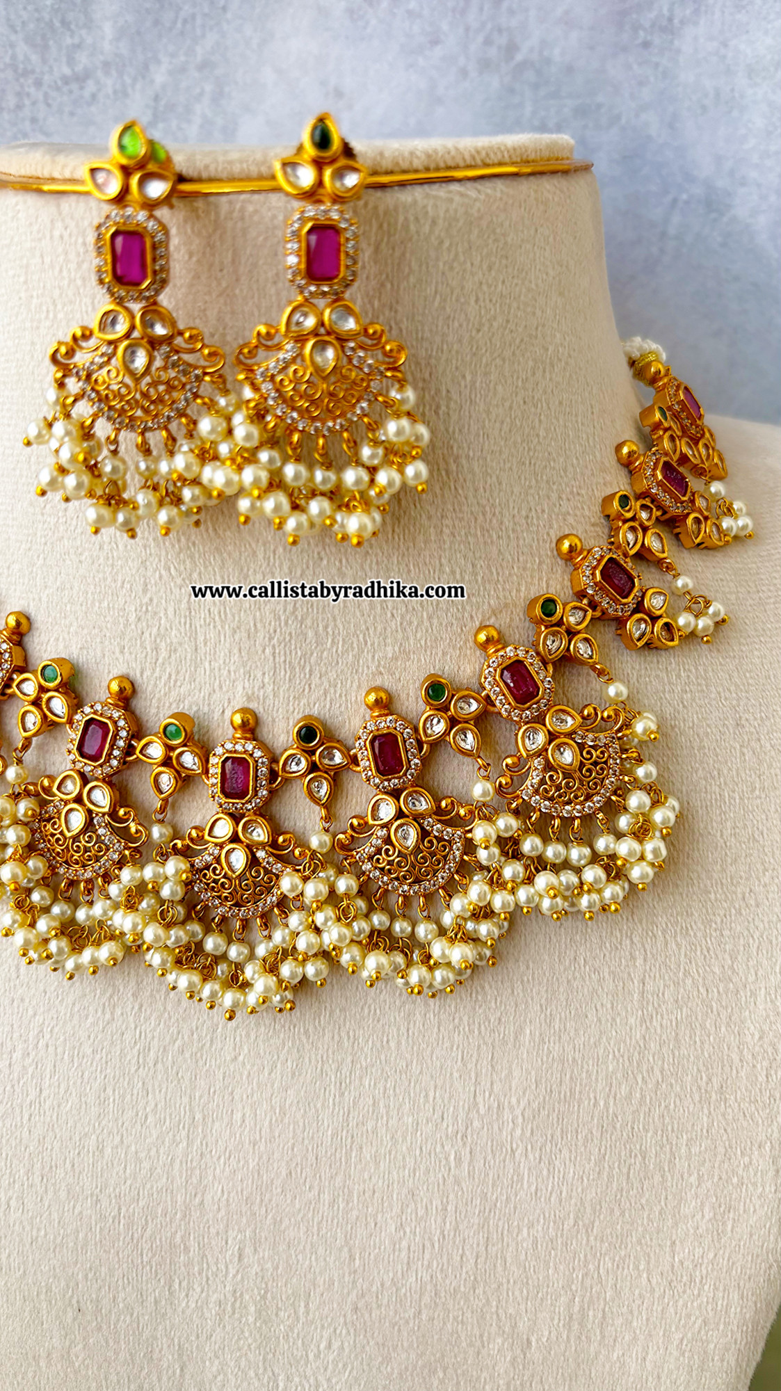 Guttupusalu Necklace