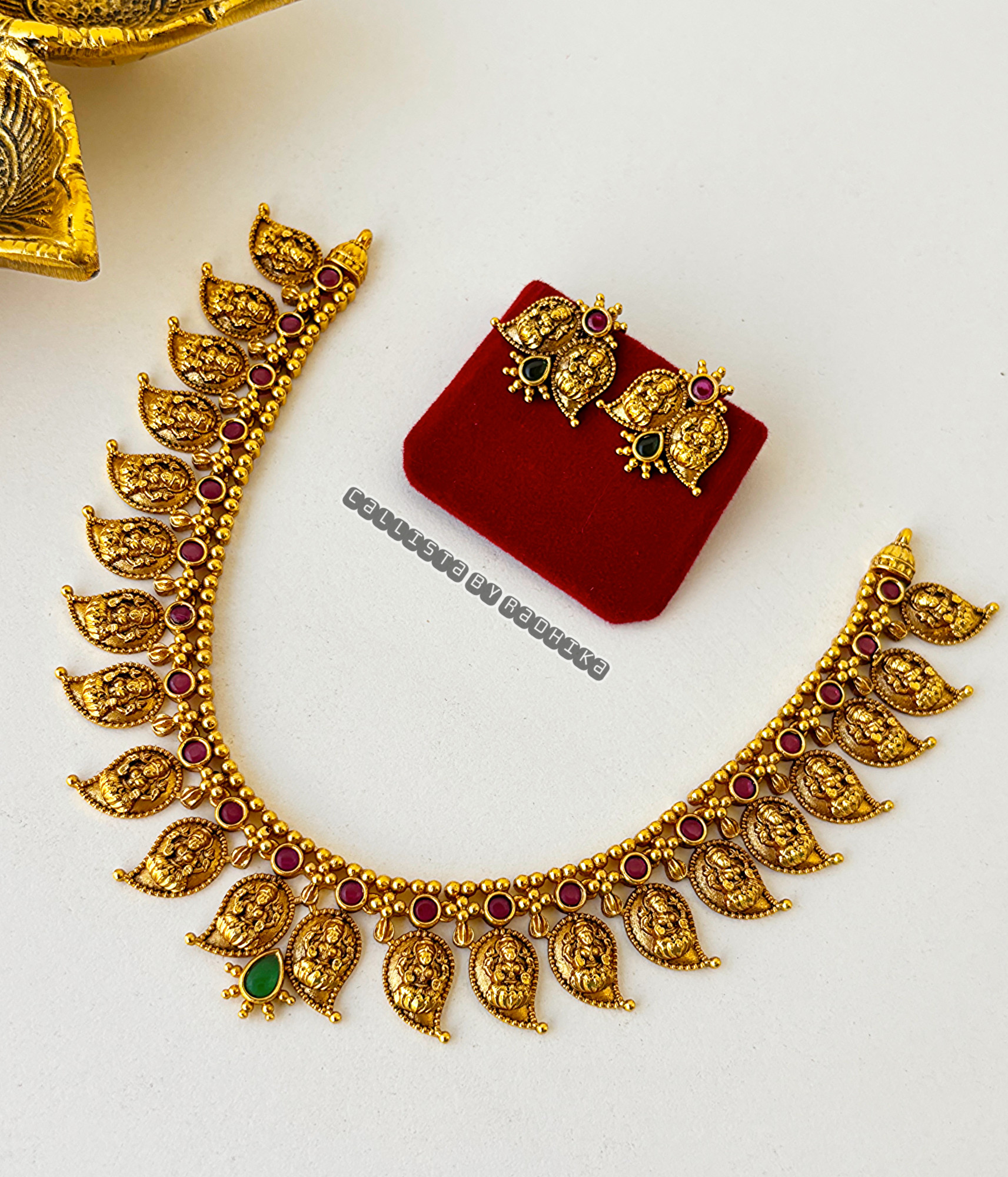 Gold Polish/Temple Long Neckpiece(GP-054)