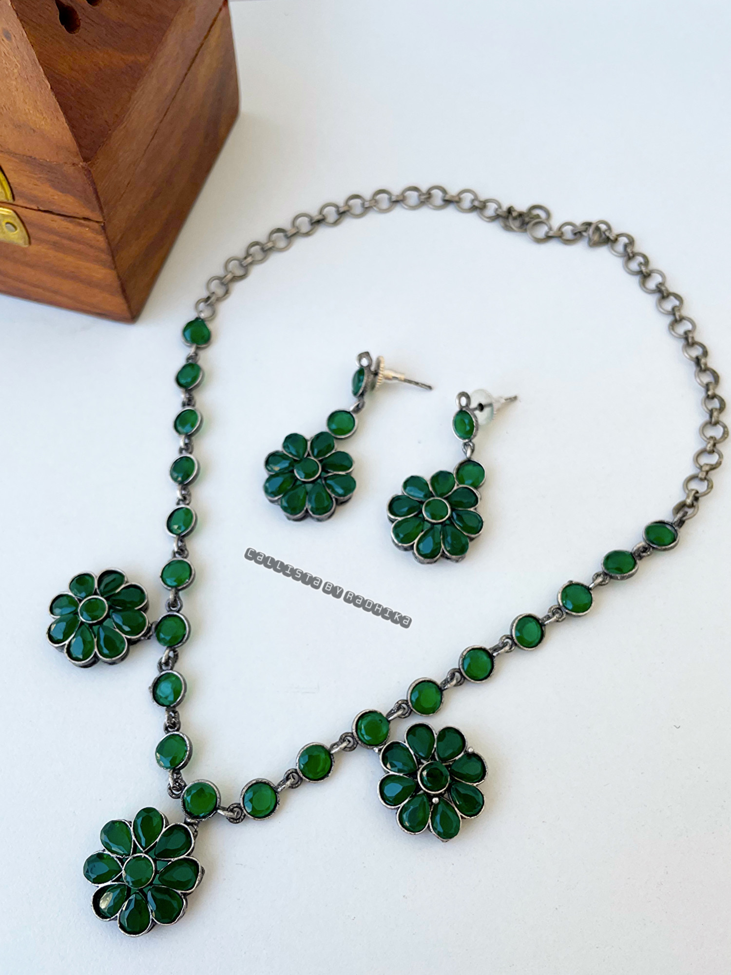 Silver Replica Neckpieces (SRN-043)