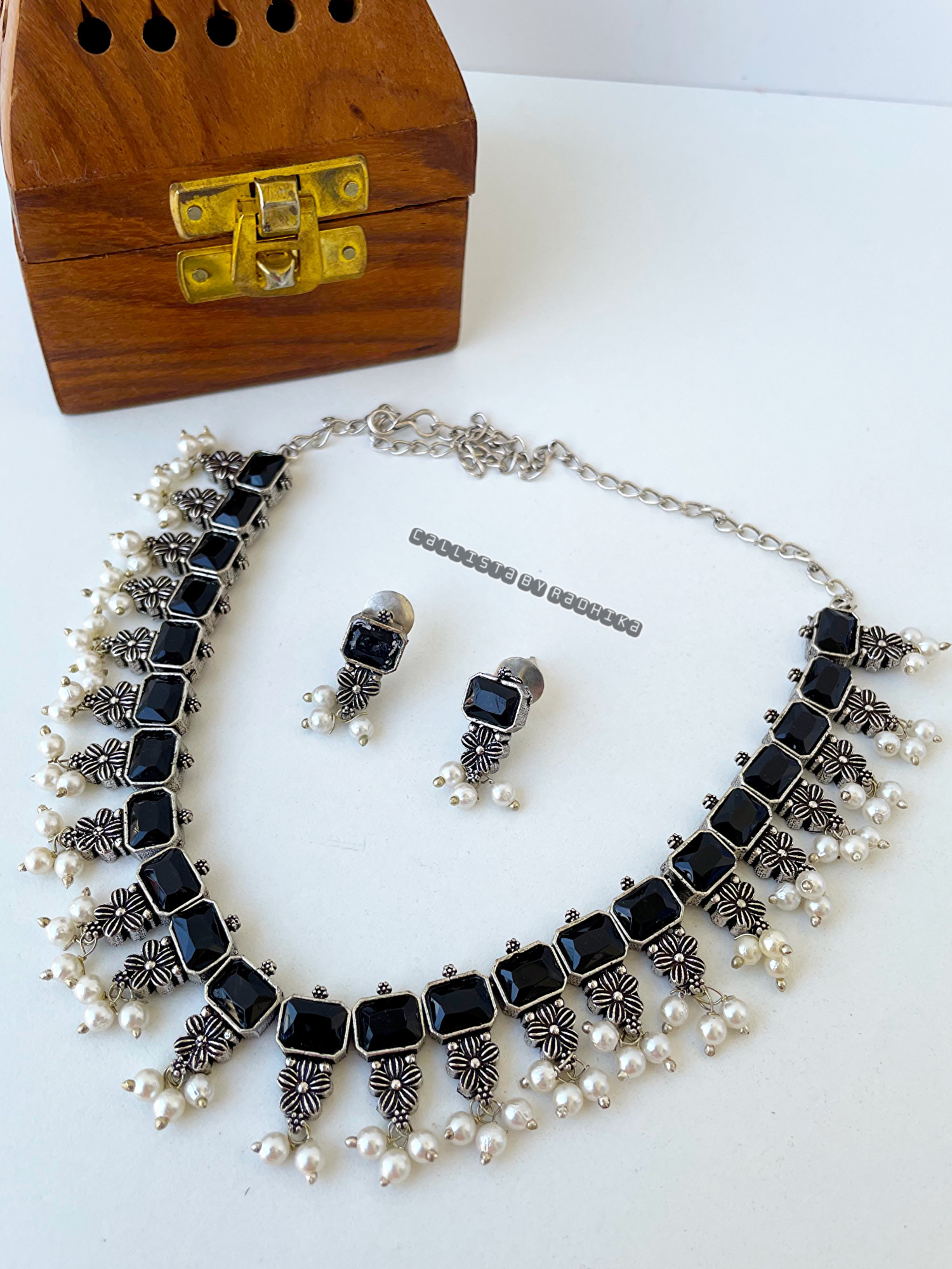 Silver Replica Neckpieces (SRN-058)