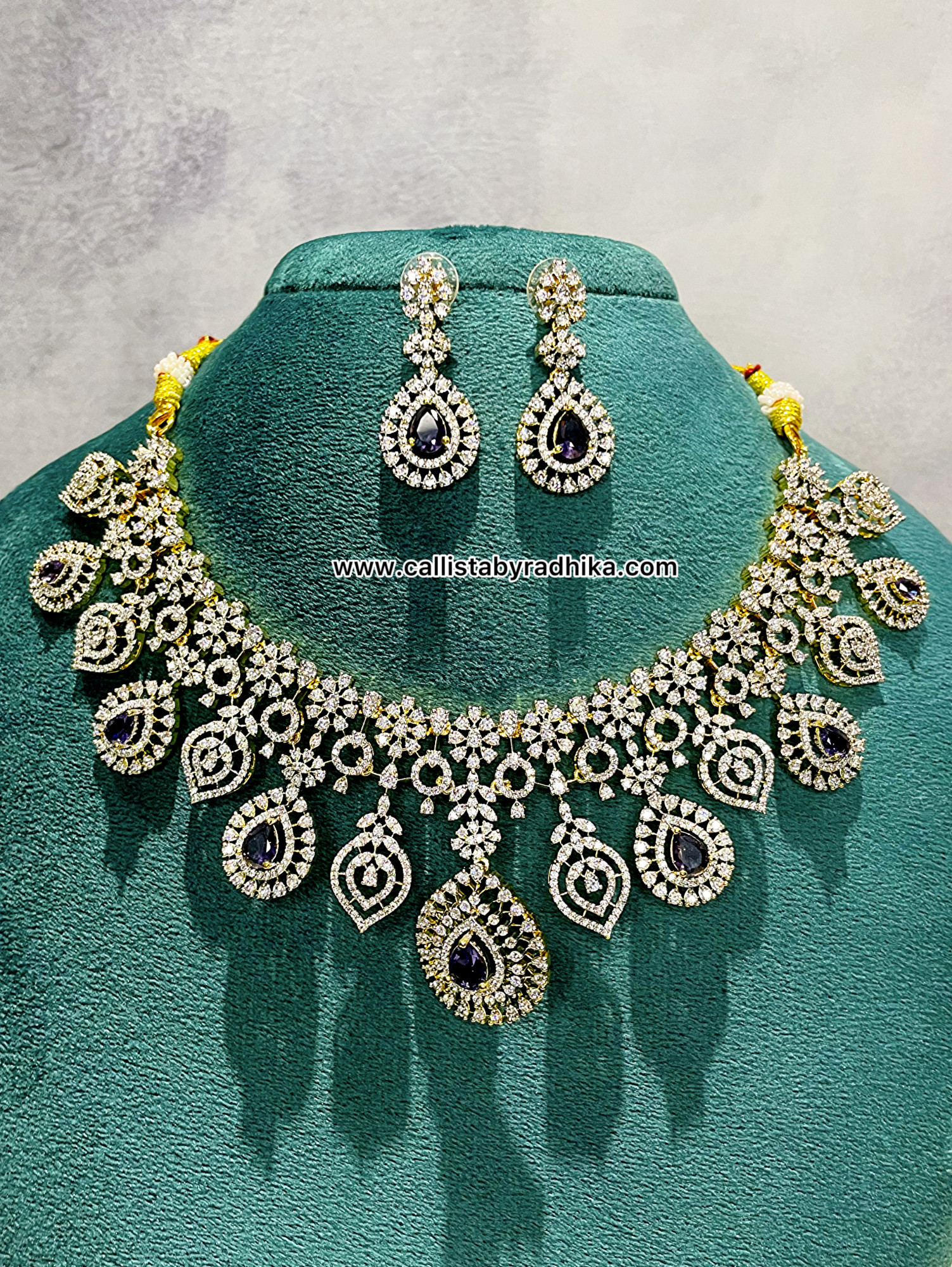 Grand Purple Stone Neckpiece