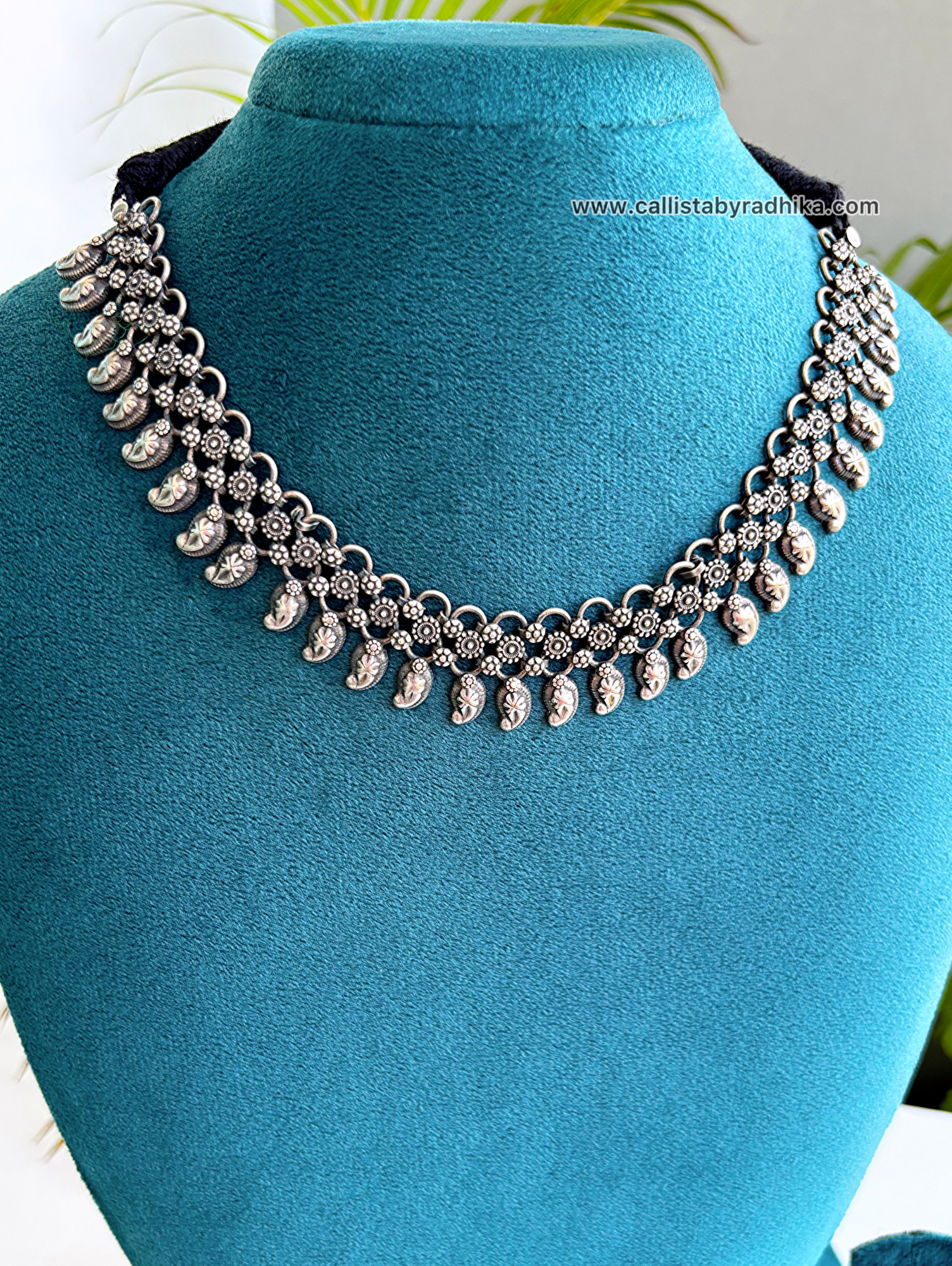 Solid Silver Neckpiece