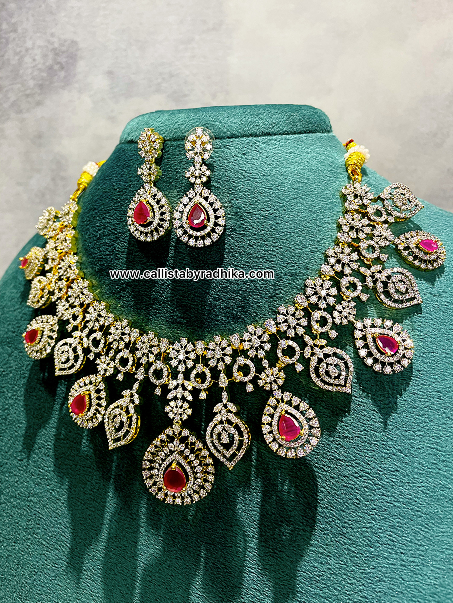 Grand Ruby Stone Neckpiece