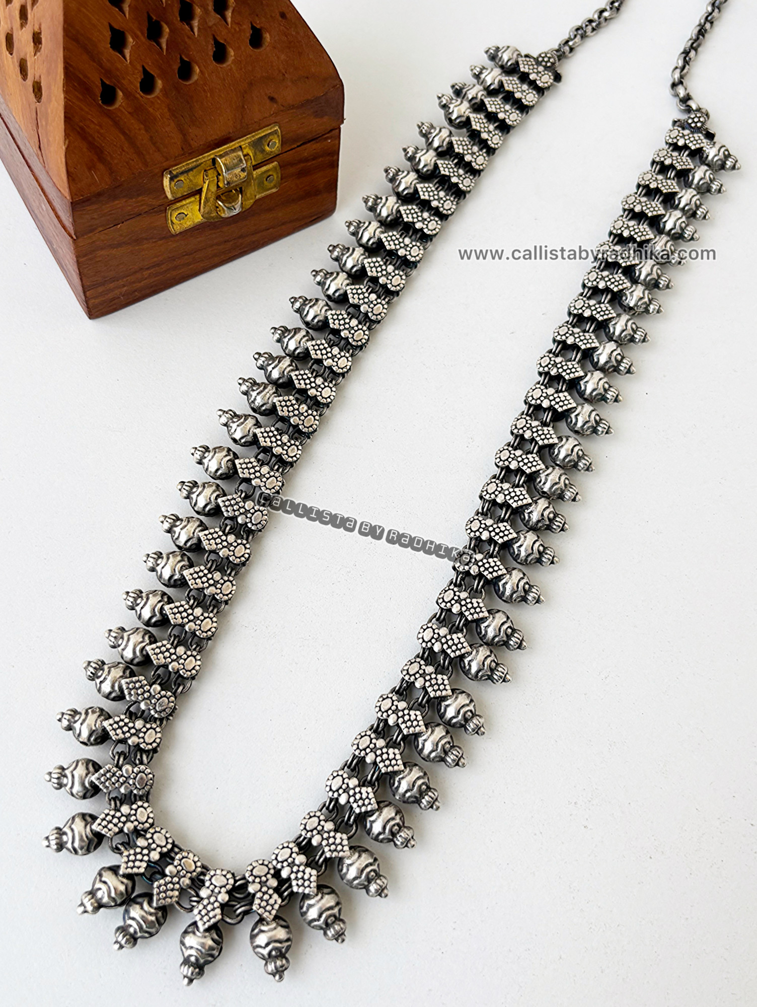 Solid Silver Neckpiece (SSN-059)