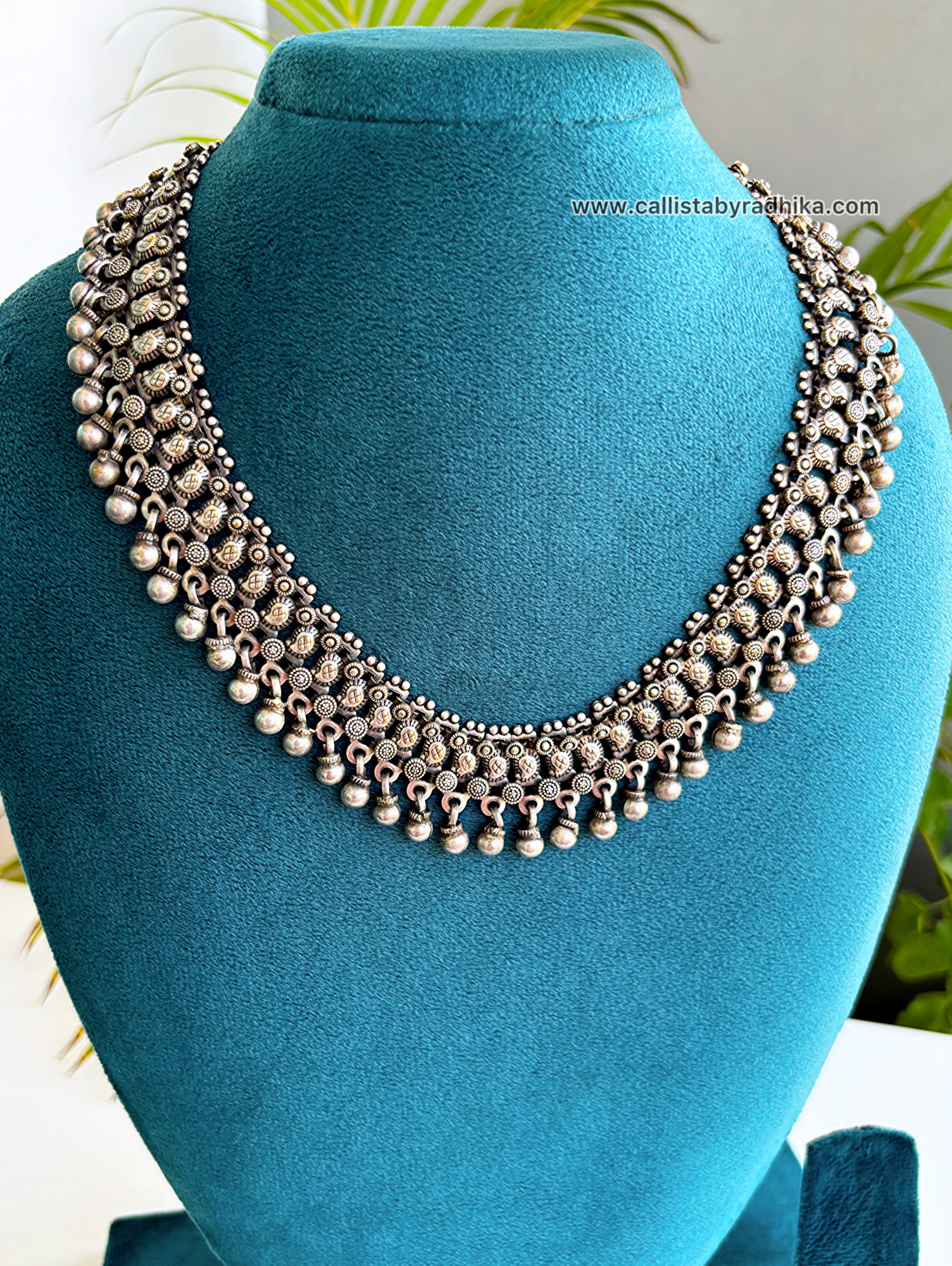 Solid Silver Neckpiece