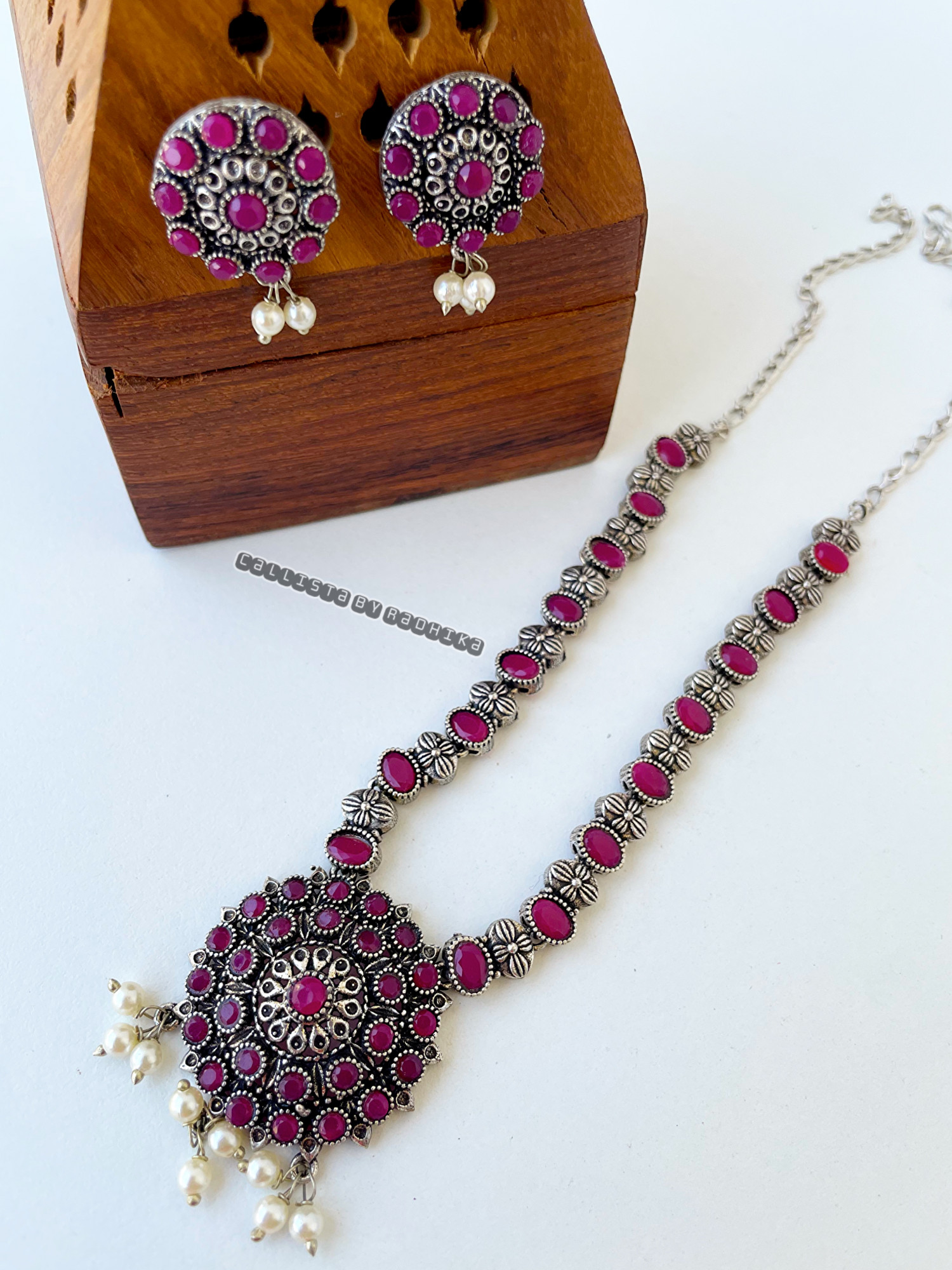 Silver Replica Neckpieces (SRN-060)