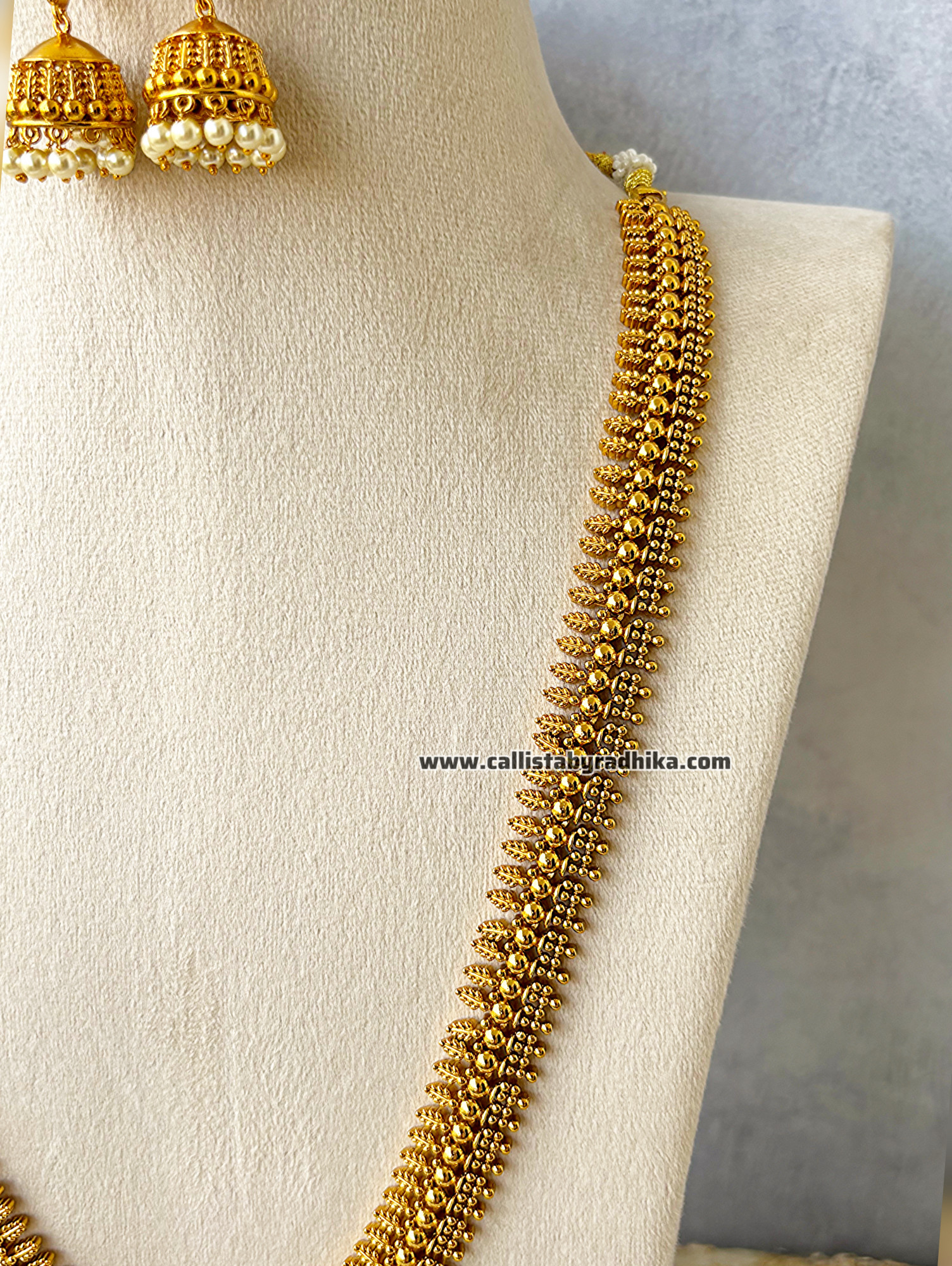 Gold polish Long Necklace