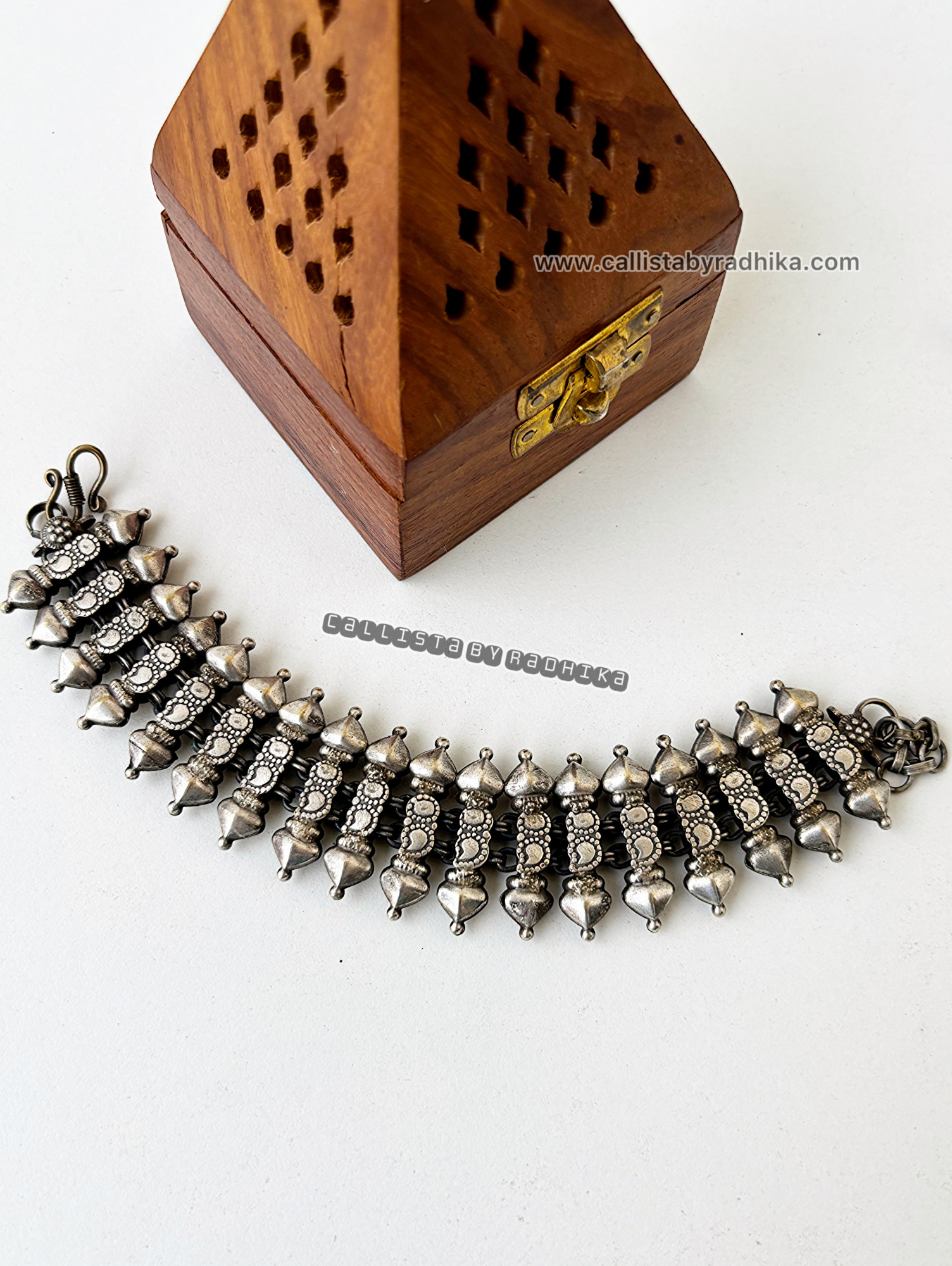 Solid Silver Neckpiece (SSN-055)